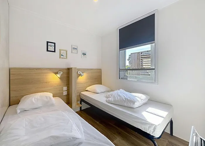 Mobil-home Confort 6 Pers, 3 Ch, Pisc Chauffee, A 200m - Fr-1-361a-70 Jullouville-les-Pins